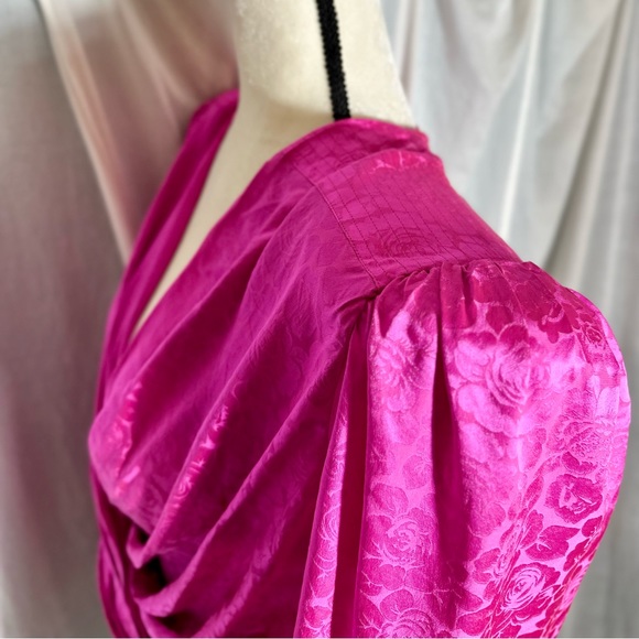 Vintage Tops - Vintage 80’s Argenti Silk Plunge Blouse
